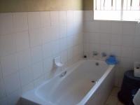 Bathroom 1 of property in Annadale