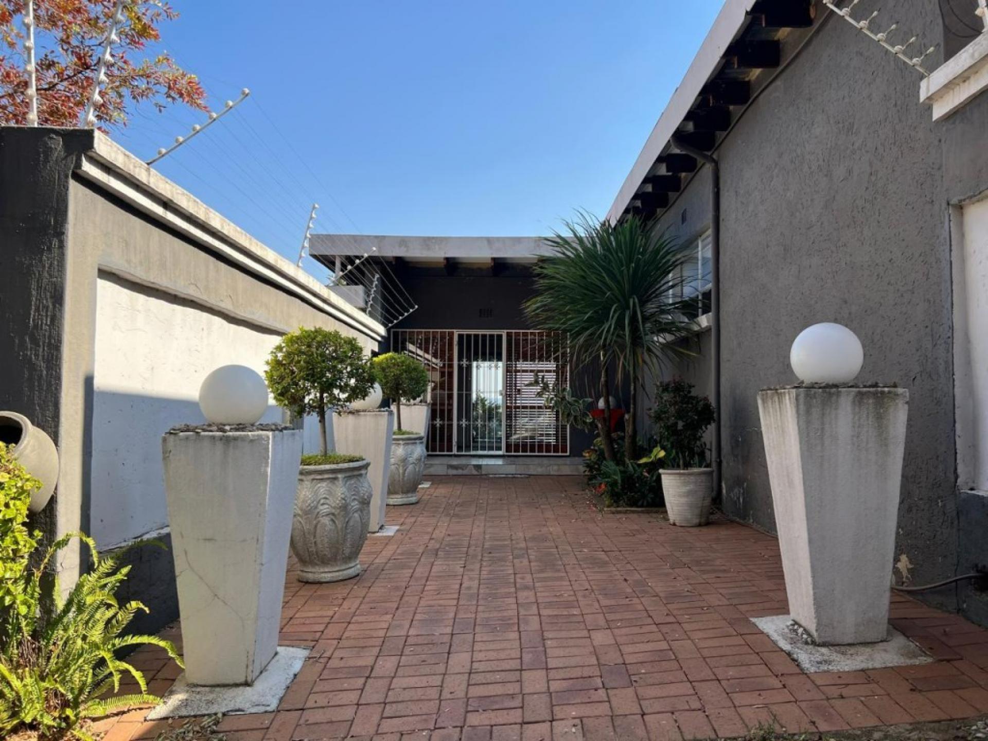  of property in Kloofendal