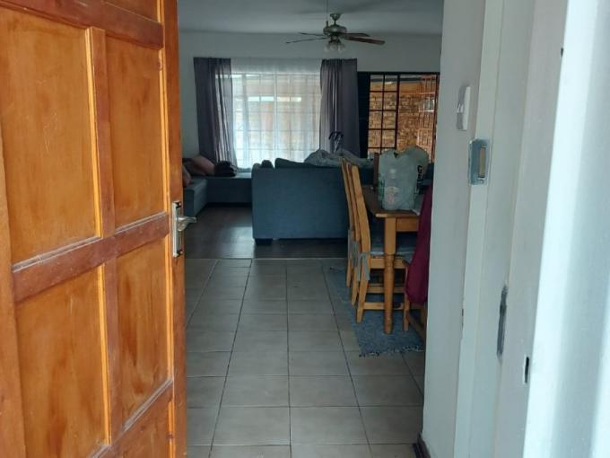 3 Bedroom Simplex for Sale For Sale in Middelburg - MP - MR638750