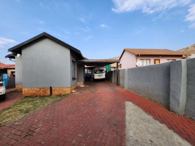 2 Bedroom House for Sale For Sale in Tlhabane West - MR638905