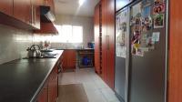 Kitchen - 13 square meters of property in Windsor West