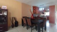 Dining Room - 11 square meters of property in Windsor West