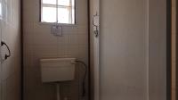 Bathroom 2 - 2 square meters of property in Orange Grove