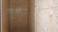 Bathroom 3+ - 3 square meters of property in Orange Grove