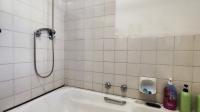 Bathroom 1 - 15 square meters of property in Dalpark