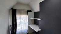 Bed Room 3 - 14 square meters of property in Dalpark