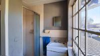 Bathroom 3+ - 4 square meters of property in Dalpark