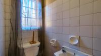 Bathroom 1 - 1 square meters of property in Persida