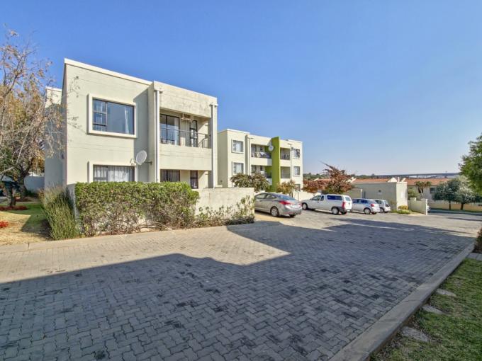 1 Bedroom Apartment for Sale For Sale in Fourways - MR639195