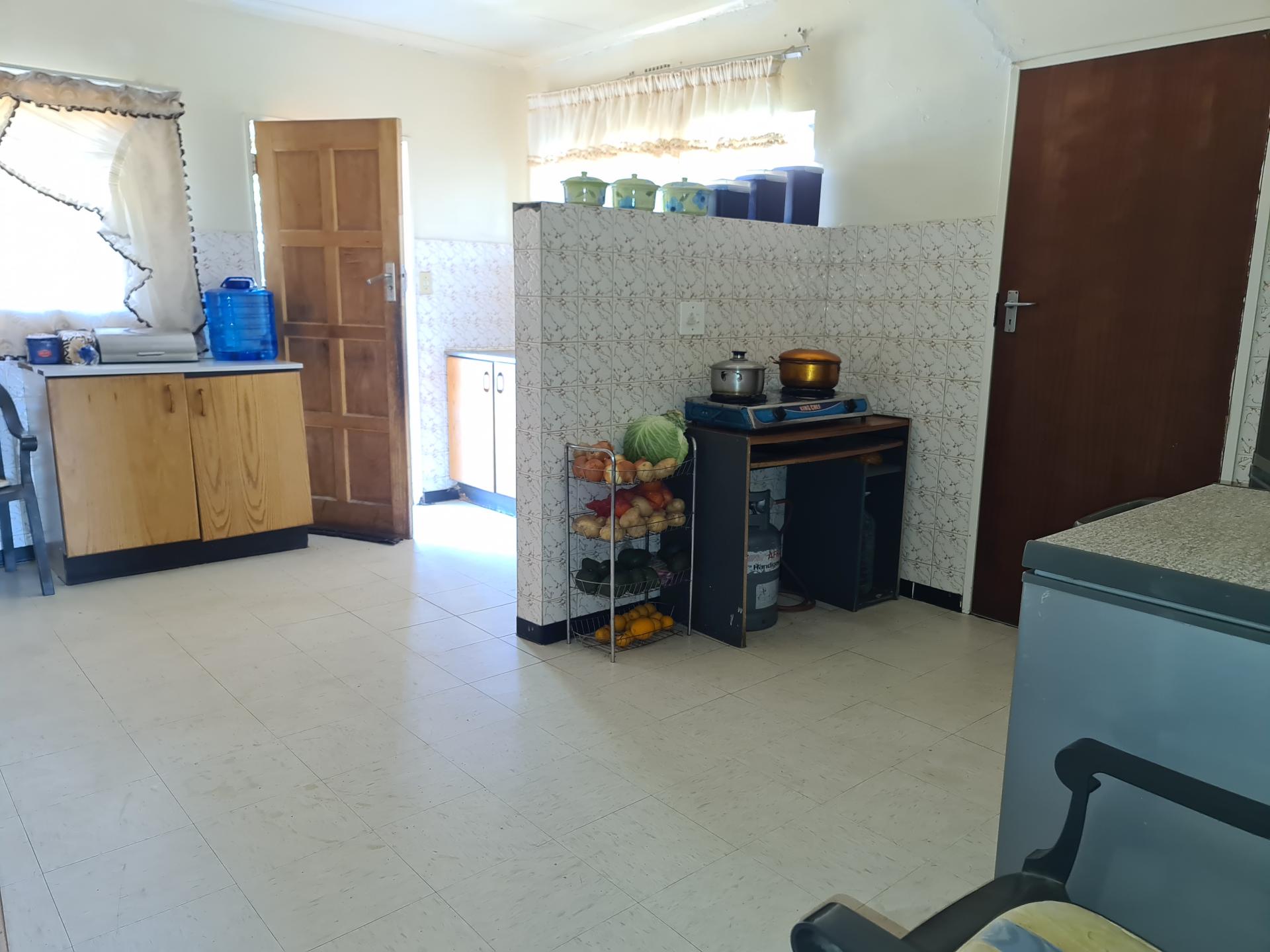 Kitchen of property in Vaalpark