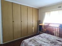 Main Bedroom of property in Vaalpark