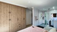 Main Bedroom - 23 square meters of property in Bartlett AH