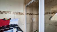 Main Bathroom - 5 square meters of property in Albertsdal