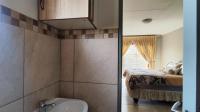 Main Bathroom - 5 square meters of property in Albertsdal