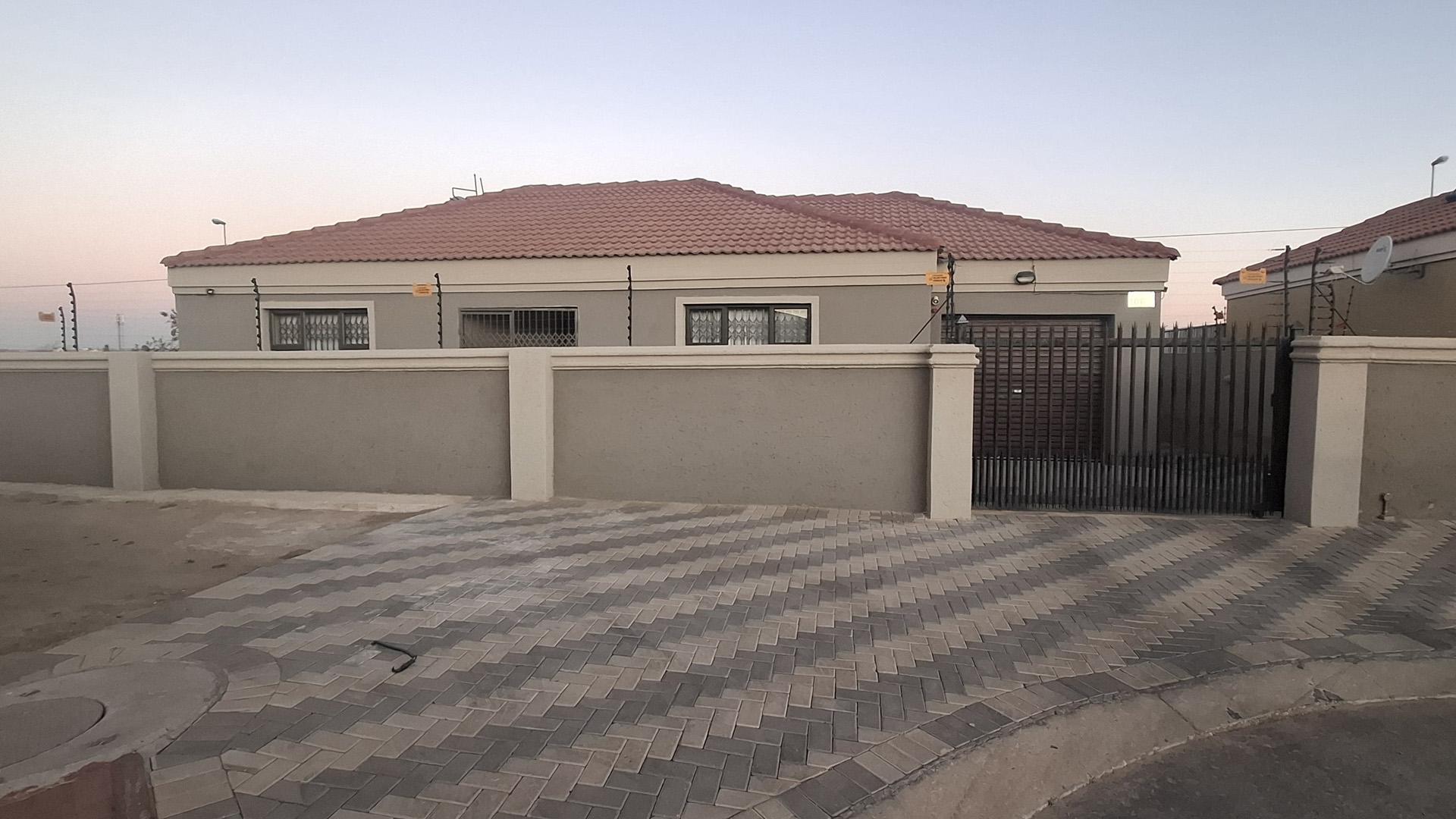 Front View of property in Polokwane