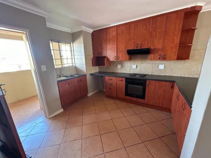 3 Bedroom Apartment to Rent in Brookelands Lifestyle Estate - Property to rent - MR639327