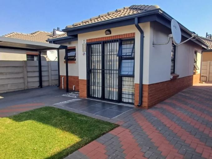 2 Bedroom House for Sale For Sale in Alberton - MR639408