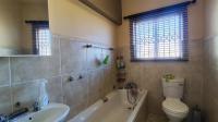 Bathroom 1 - 5 square meters of property in Pomona