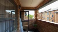 Balcony - 6 square meters of property in Erand Gardens