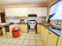 Kitchen of property in Windsor Park - CPT