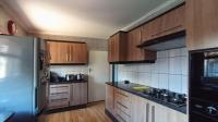 Kitchen - 25 square meters of property in Berario