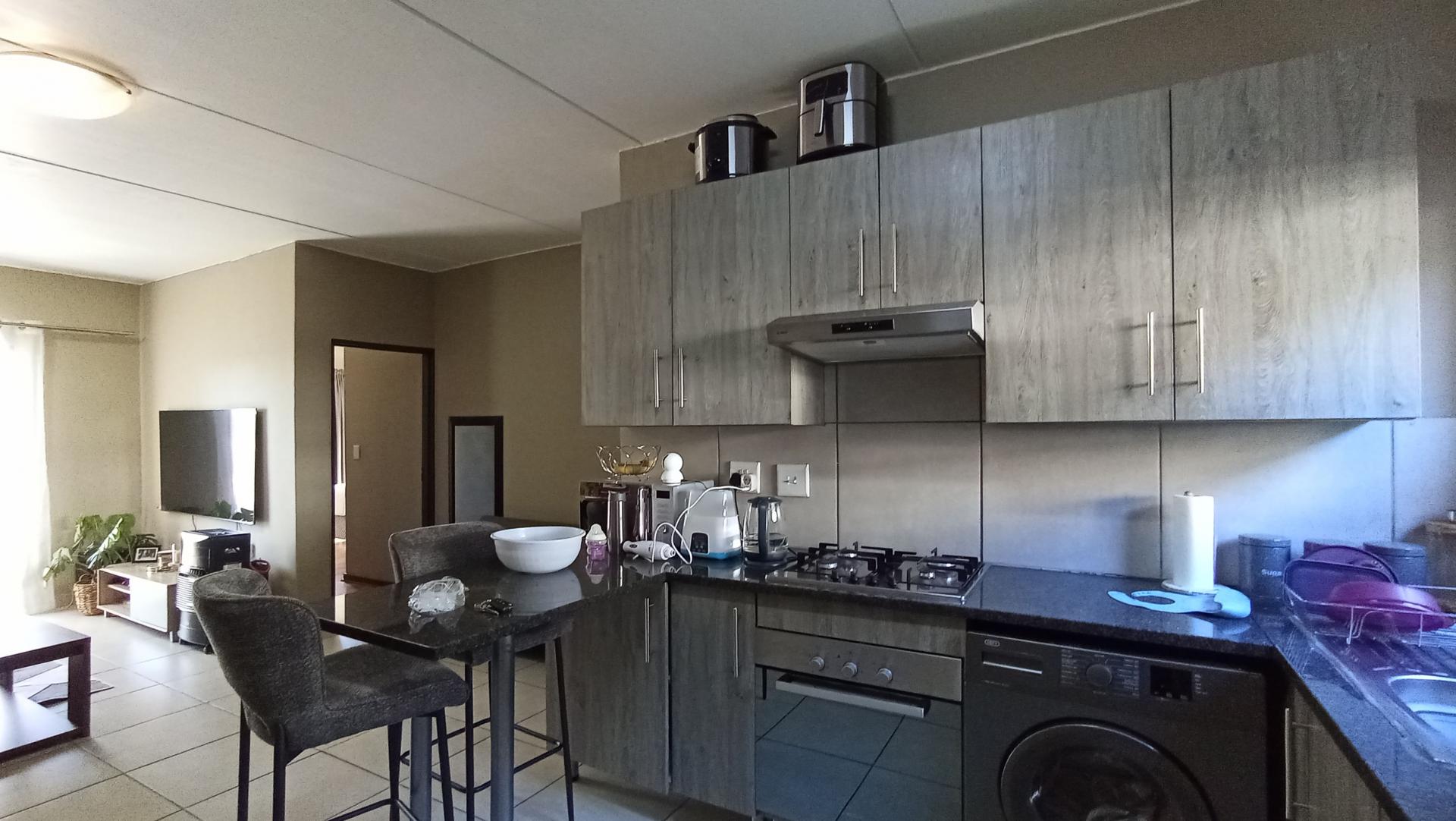 Kitchen - 9 square meters of property in Glen Austin AH (Midrand)