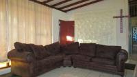 Lounges - 27 square meters of property in Westonaria