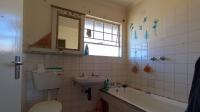 Bathroom 1 - 5 square meters of property in Alan Manor