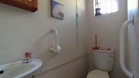 Bathroom 2 - 4 square meters of property in Melville