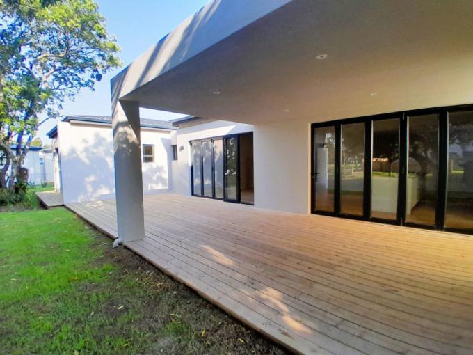 3 Bedroom House for Sale For Sale in Plettenberg Bay - MR639501