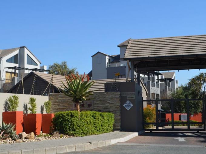 2 Bedroom Apartment for Sale For Sale in Sunninghill - MR639507