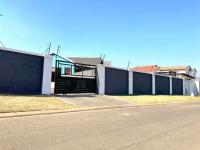  of property in Eldorado Park AH