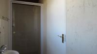 Bathroom 2 - 4 square meters of property in Paulshof