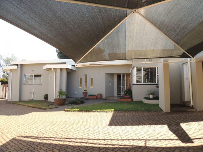 3 Bedroom House for Sale For Sale in Kanonkop - MR639674