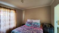 Main Bedroom of property in Watervalspruit