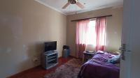 Bed Room 1 - 14 square meters of property in Labiance