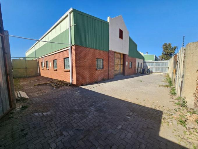 Commercial to Rent in Hennopspark - Property to rent - MR639821