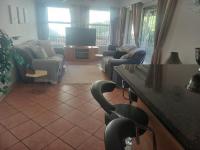  of property in Glenvista