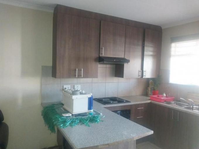 3 Bedroom Simplex for Sale For Sale in Kempton Park - MR640063