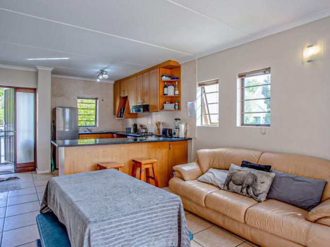 2 Bedroom Apartment for Sale For Sale in Stellenbosch - MR640071