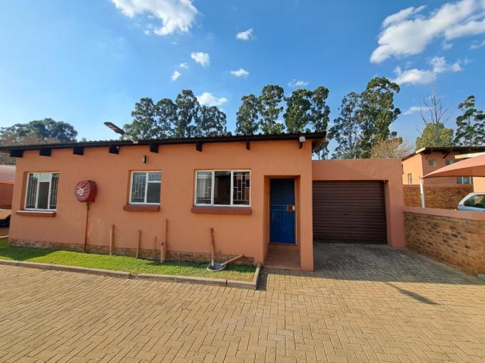 3 Bedroom Simplex to Rent in Rensburg - Property to rent - MR640109