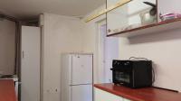 Kitchen - 17 square meters of property in Glenvista