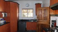 Kitchen - 13 square meters of property in Grosvenor