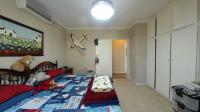 Bed Room 2 - 15 square meters of property in Kloof 