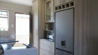 Kitchen - 6 square meters of property in Fleurhof