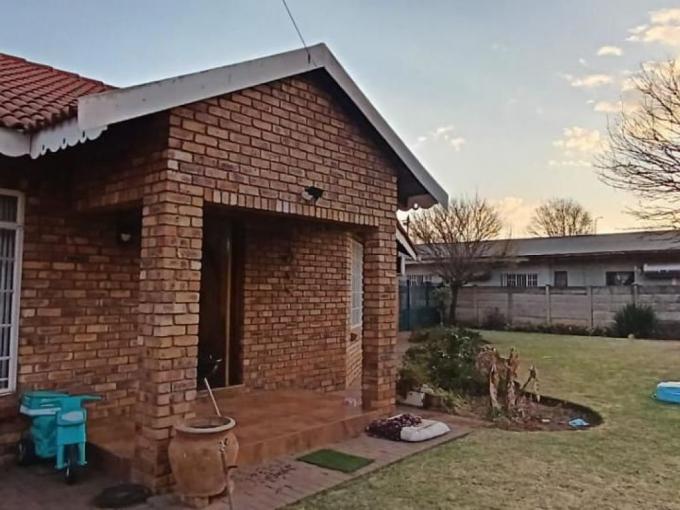 3 Bedroom House for Sale For Sale in Meyerton - MR640228