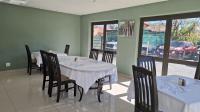 Dining Room of property in Ontdekkerspark