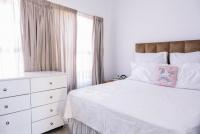 Bed Room 1 of property in Glenmarais (Glen Marais)