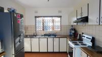 Kitchen - 11 square meters of property in Brighton Beach