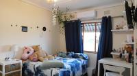 Bed Room 1 - 13 square meters of property in Brighton Beach